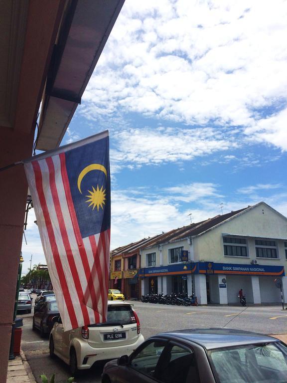 Galaxy Inn Lumut Exterior photo