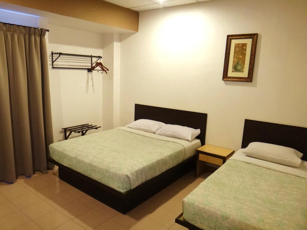 Galaxy Inn Lumut Room photo